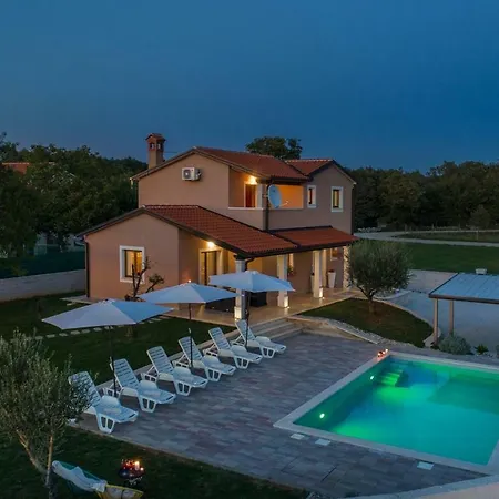 Villa Gita Tinjan