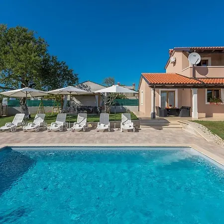 Gita Villa